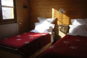 Individuel hytte, komfort, charmerende udsigt, stor have, 9 personer - Image 4
