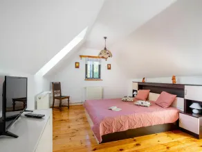 Bellissima villa indipendente per 5 persone con WIFI, TV, patio e animali ammessi - Image 4