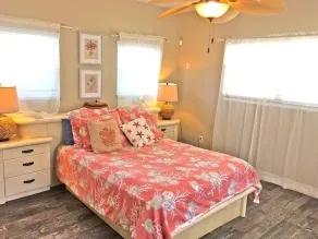 Sunset Villas: Bayfront Beach Compound - Image 2