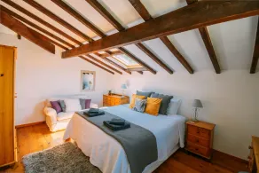 Luxury farmhouse with private pool and amazing mountain views. - Image 4
