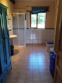 Former farm, very quiet location, lots of space - Image 4