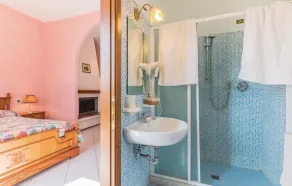 1 Bedroom Awesome Apartment In Pietraviva Ar - Image 3