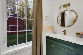 Hot Tub/ Cottage on Crowe River / Acc 4 Adults + 2 children/ pets - Image 2