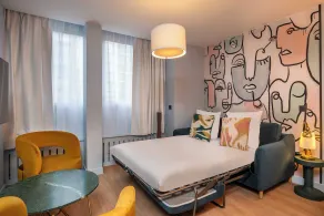 West Paris Suite  - Image 3