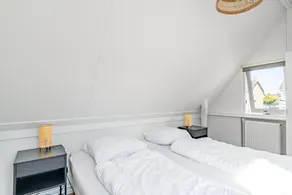 Charming 2-person Apartment Located Near the Center - Image 5
