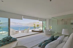 Listed as one of 50 best villas in Europe by The Sunday Times Magazine - Image 5