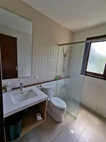 Hilltops Serviced Apartment - Image 4