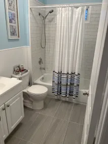 3 bedroom first floor Condo with patio and outdoor grilling/table & seating area - Image 3