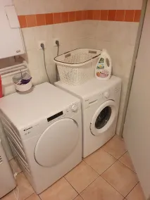 Appartement RDC au cœur de la rue de la citadelle - Image 2