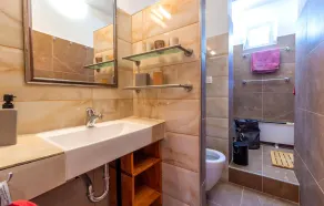 Beautiful home in Marusici (Omis) with WiFi - Image 2