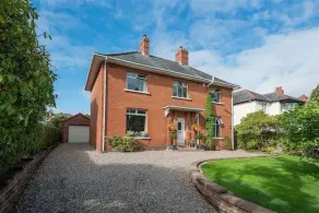 Delightful Family Home - Image 4