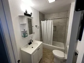 2-Bedroom in the Heart of SA - Image 2