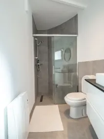 Newly Renovated Villa with private heated Pool - Image 2