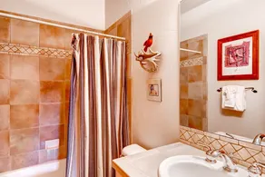 Rummelig Condo + Balkon | Adgang Pool & Hot Tubs! 8 sovepladser! - Image 3