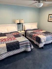 GilligansIslandResort.com White Lake Mansion w/Pvt Pier & Boat Dock Sleeps 18 - Image 2