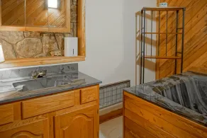 2 Br Plus Loft: Hawthorne Valley 4 - Image 4