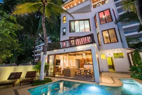 Beachfront steps from Romantic Zone: Casa Cuatro Abrazos (Entire House) - Image 4