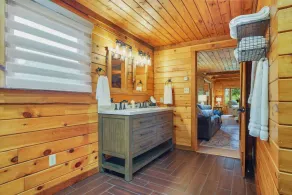 Luxury Retreat in the heart of Perry County, PA. There are plenty of amenities for the whole family to enjoy! - Image 5