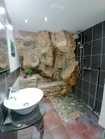 njut av total lugn på den franska landsbygden - Image 2