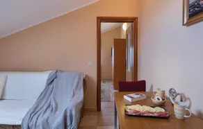 Awesome Apartment In Pula With Kitchen - Image 3