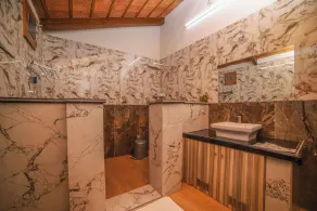 Rain Rock Villa - Image 4