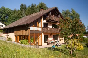 Gemütliche Ferienwohnung für bis zu Vier Personen mit Sonnenterrasse - Image 5