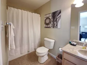 #29 Angels Envy Lakefront Home with Hot Tub and Resort Pool - Image 5