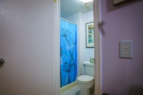 Abgeschiedenes sonniges Studio.  Privater Eingang und Patio - Image 2