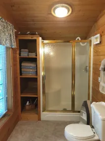 Beautiful Cabin on Scenic WI River/Lake Wisconsin. Close to WI Dells and Madison - Image 5