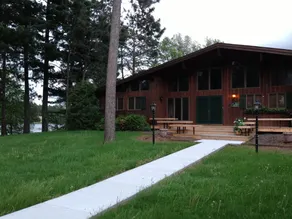 Amazing Private Lodge, on end of Peninsula ~ Sand Bottom lake. - Image 4