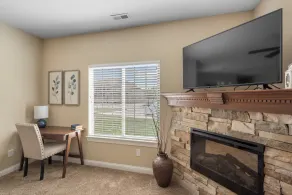 Spacious & Convenient Family Friendly 2.5 Bath Ground Floor Easy Access Kid Park - Image 3