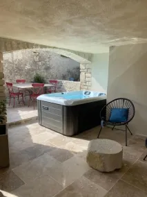 LE PONT Junior Luxury Suite with private Jacuzzi - Image 4