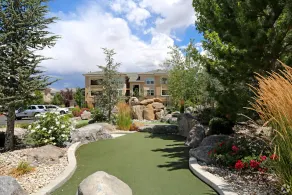 New Cozy & Stylish 1BR with Heated Pool, Relaxing Spa & Sauna - Image 5