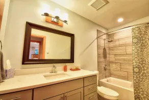 Newer Home - NW Modern w/ Hot Tub near Rosario - Image 4