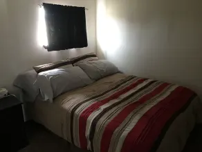 Cozy Country Tiny House - Image 3