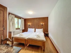 Living room with fireplace and eating corner,, kitchen with 3 hotplates and dishwasher, one bedroom - Image 5