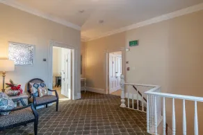 Cute Queen In Mansion near Beach Monterey Carmel - Image 2