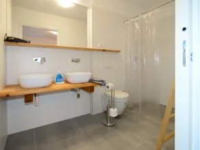 Apartment Viva-by the sea-garden & terraces by Interhome - Image 3