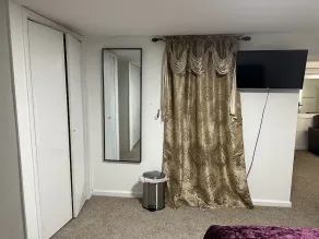 A quiet apartment near to everything with free parking - Image 2
