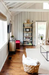 The Clubhouse  · Horse Farm with a lake view : The Clubhouse - Image 3