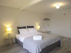 Happy & Spacious Home (nr hospital) @Garran - Image 5
