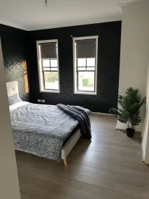 Spacious 3 bedroom townhouse with AC and lock up garage - Image 2
