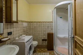 Apartamento de férias 'Maso Noce Ovest' com vista montanha, jardim e Wi-Fi - Image 4