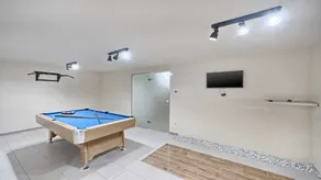 Villa Luxoria - for 10 guests with 4 bedrooms, a private pool and a spa by MyWaycation - Image 4