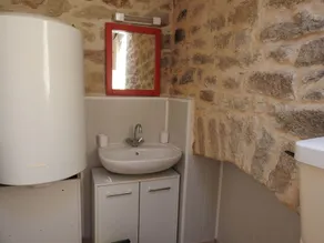 Charming renovated stone house in a country village - Image 2