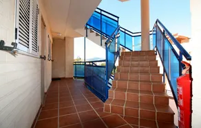 Apartment with pool and sea views. - Image 2