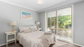 Peaceful pet friendly home on acres - Image 5