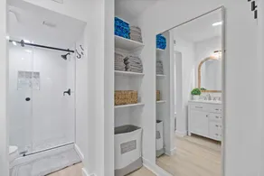 Beautifully renovated 2 bedroom condo in PGA National Resort - Image 5