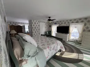Charming 10+ Bedroom White Mountains Home close to Santa's Village and ski areas - Image 5