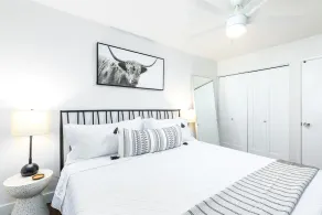 A Beautiful Townhouse Near Old Town Scottsdale – Relaxing Pool, Hot Tub & More! - Image 5